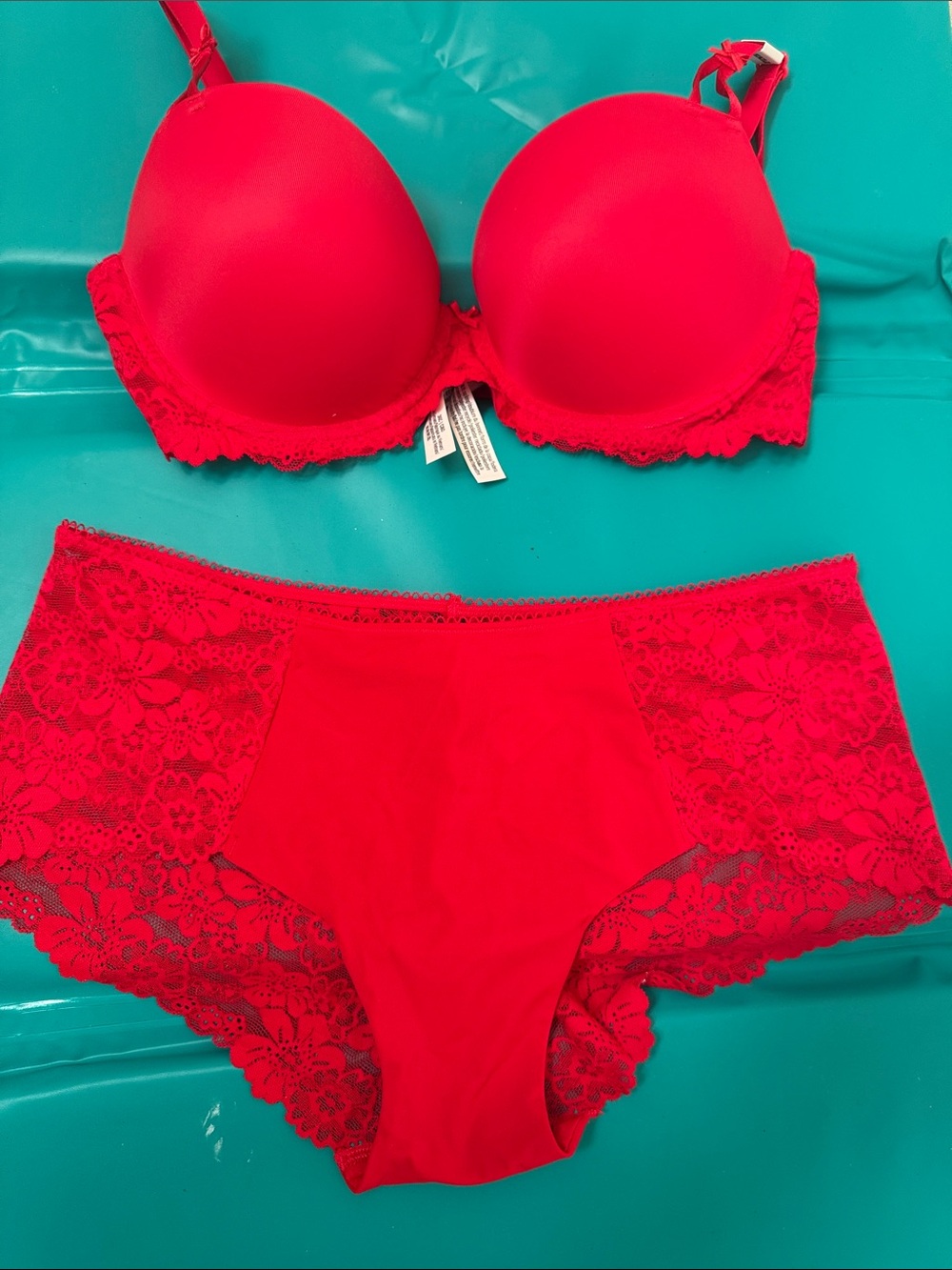 PINK Victoria's Secret Bold Red Lace Bra & Briefs Set